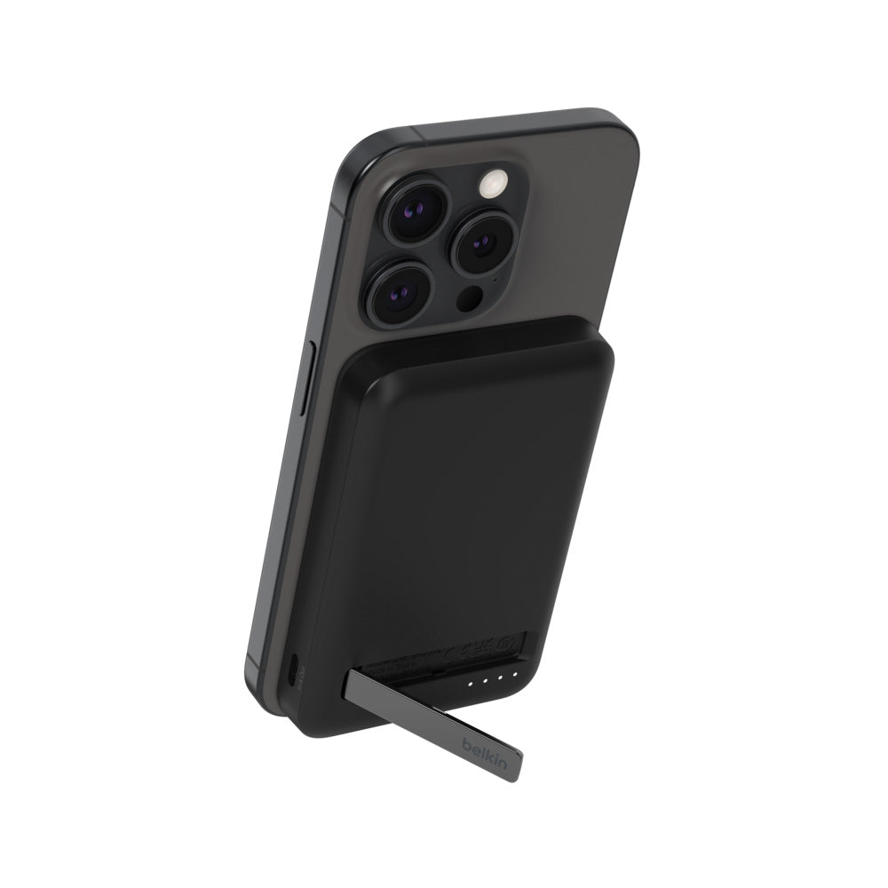 Batería portátil con cargador Qi2 Belkin BoostCharge Pro de 5.000 mAh negra
