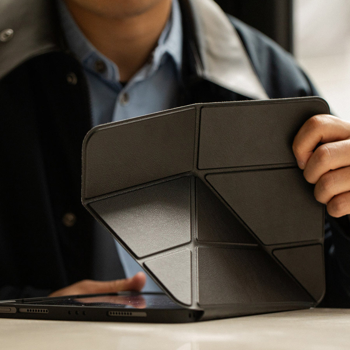 Funda Native Union Active para iPad Pro de 11" (M4 / M5)